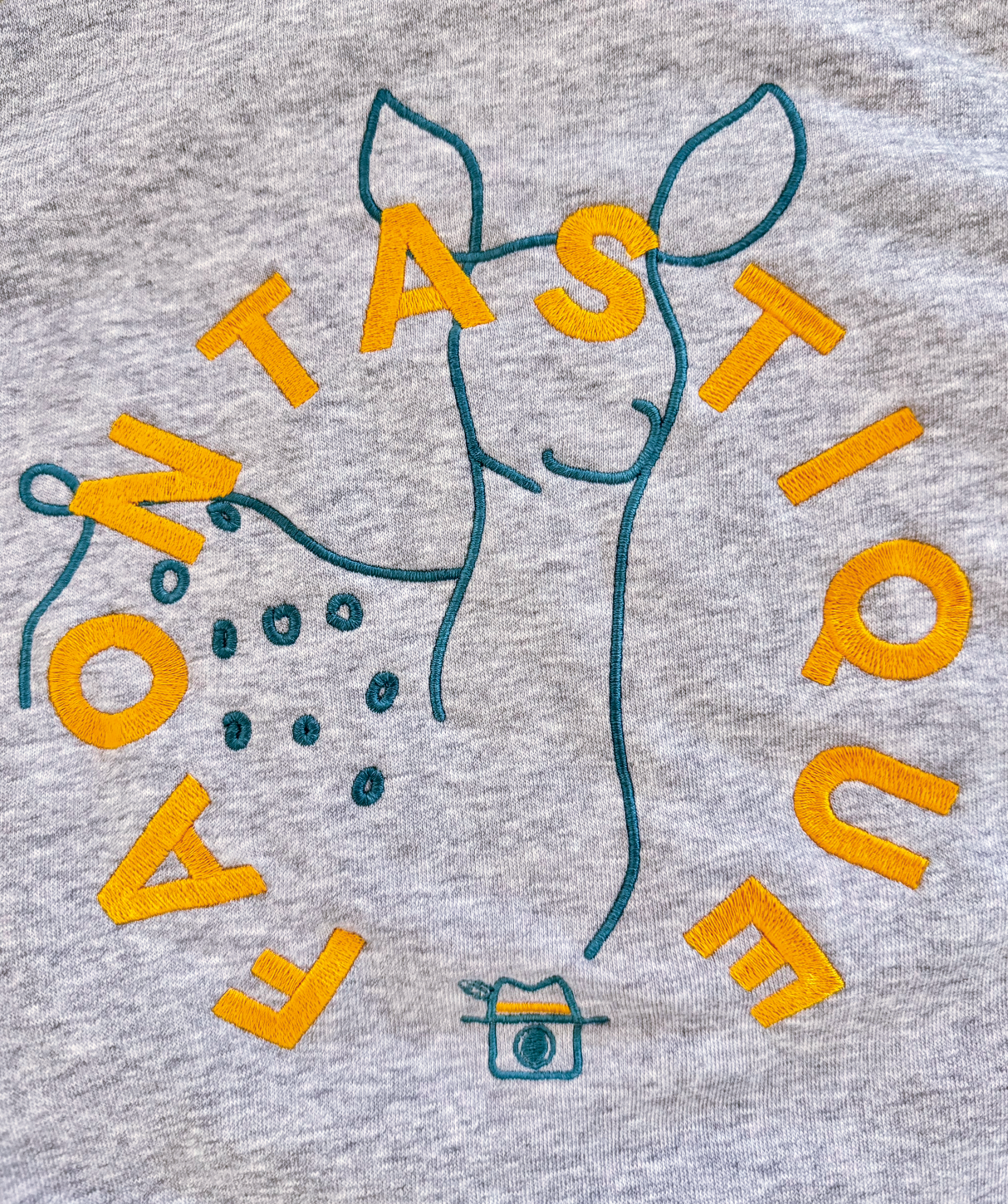 SWEATY FAONTASTIQUE - TAILLE L
